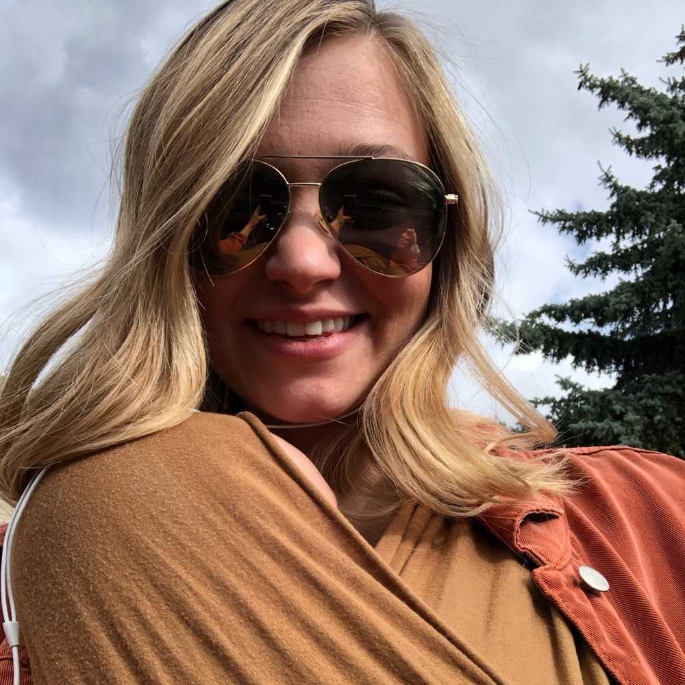 Meet your Posher, Rae